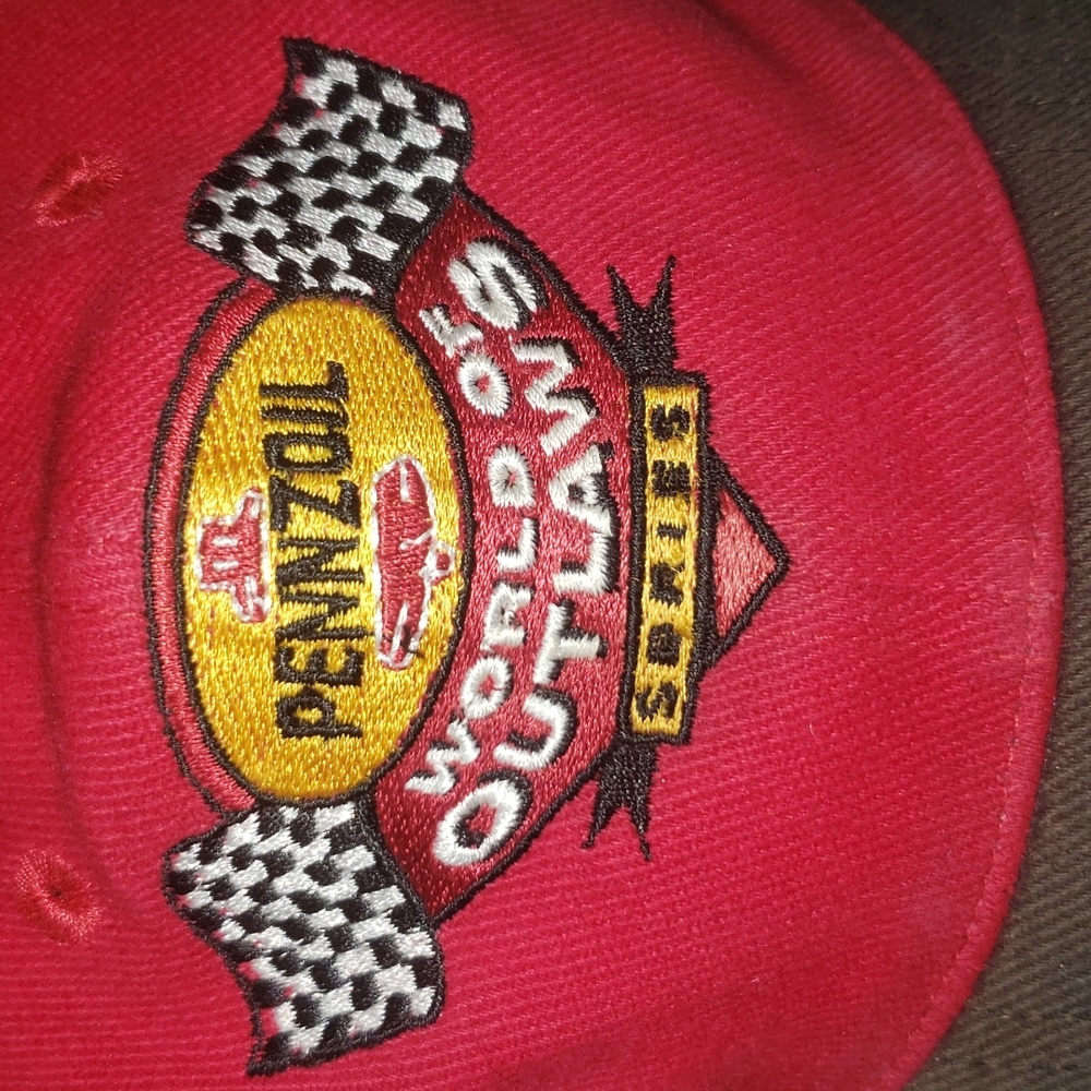 World of outlaws hat
